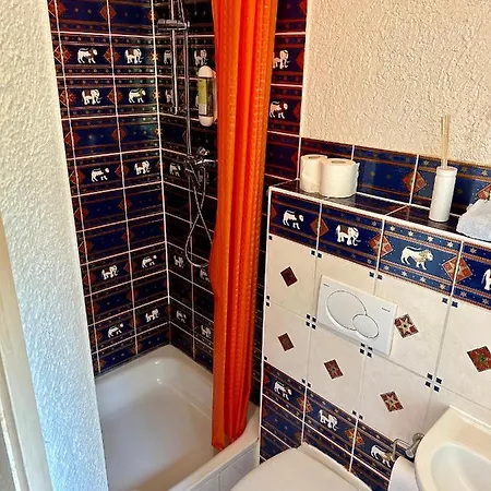 ゲストハウス Steakhaus 3*