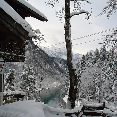 Steakhaus ゲストハウス フュッセン