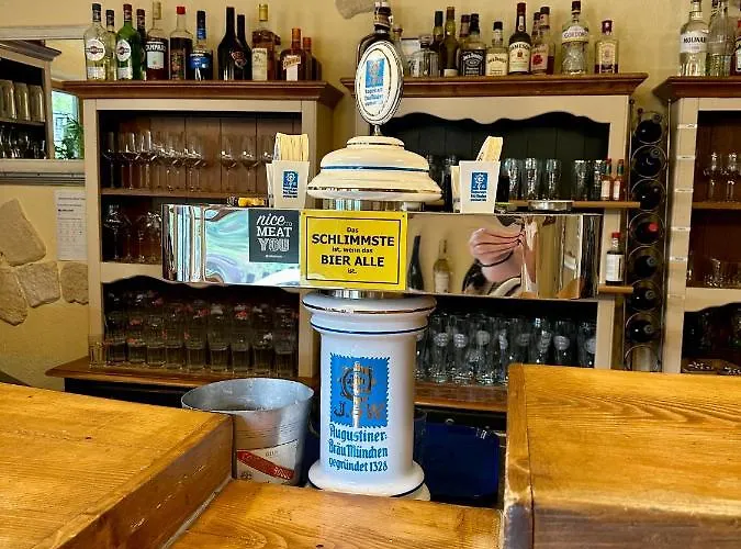 Steakhaus 招待所 3*